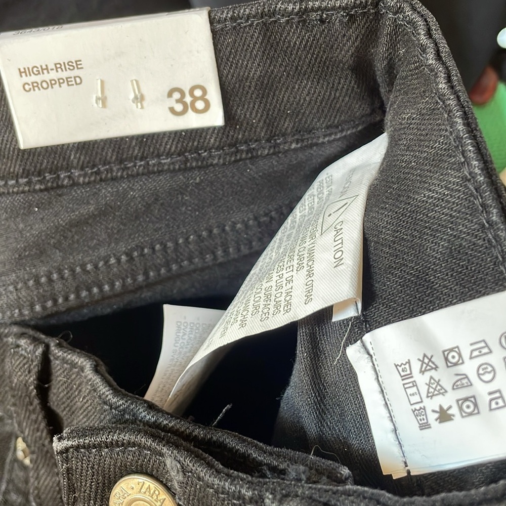 Women's Black Jeans - Picture 7 of 16